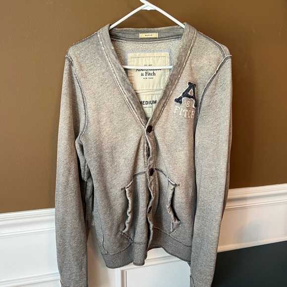 Abercrombie & Fitch Muscle Heather Gray Cardigan Sweatshirt Size M Y2K Academia - Picture 1 of 6
